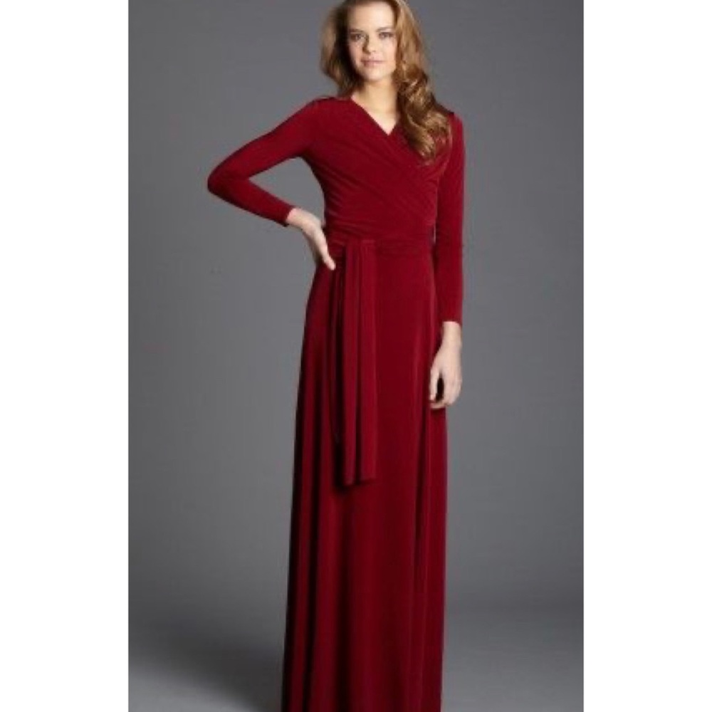 Von Vonni Red Long Sleeve Transformer Maxi OS